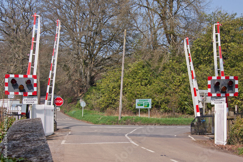 Canvas-taulu Railway level crossing in UK