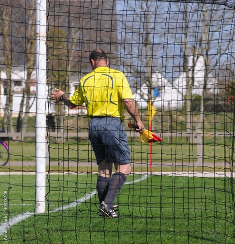 arbitre dans les buts photo