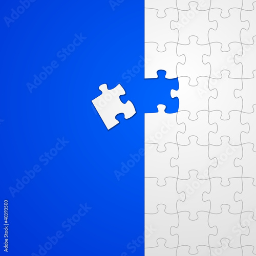 puzzle auf tischdecke blauer hintergrund I