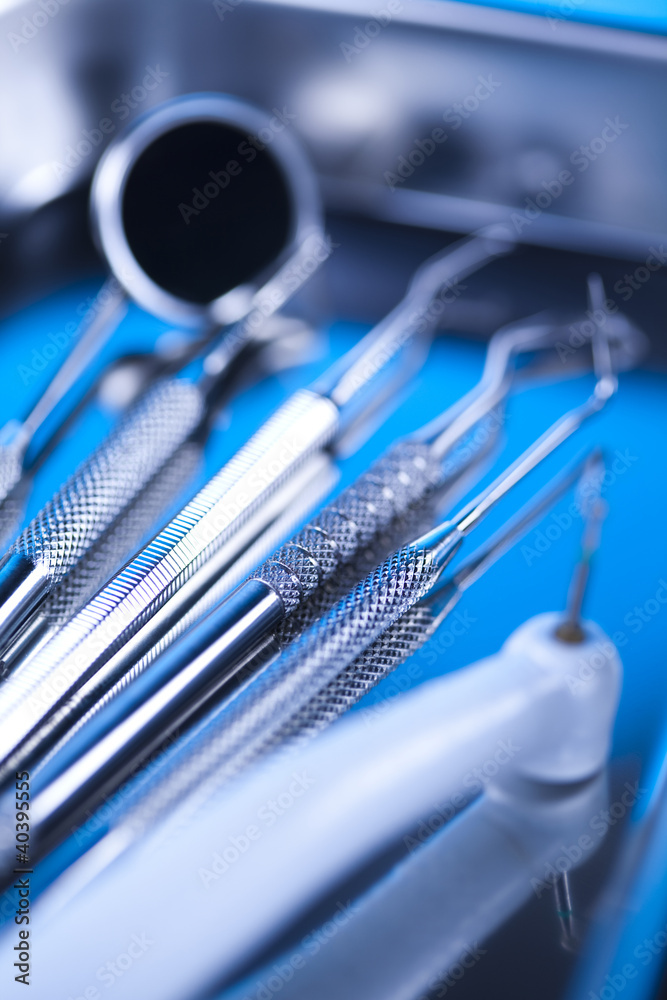 Close-up Dental Instruments