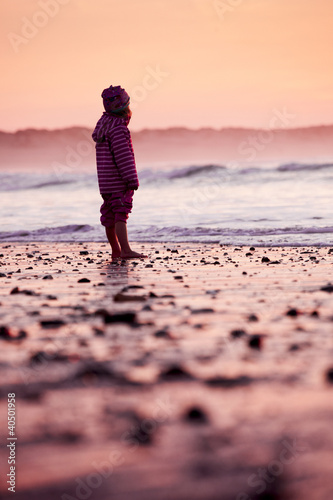 Little girl in the beach