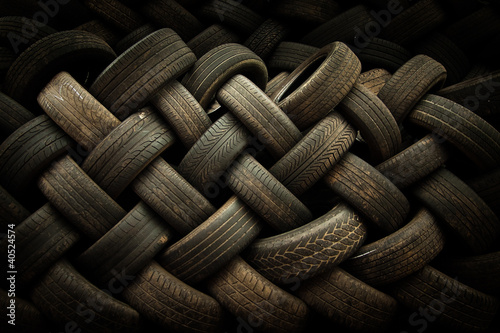 Pattern of stacked tyres