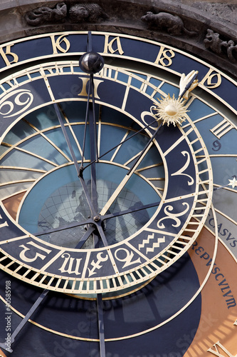 Prag, astronomische Uhr am Altstädter Rathaus photo