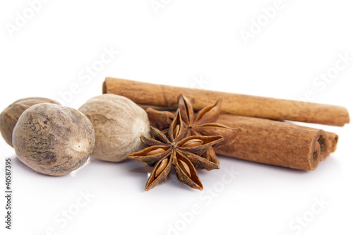 cinnamon, star anise and nutmeg apple