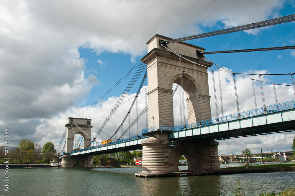 Obraz premium pont suspendu