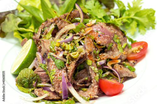 Grilled beef with thai herb