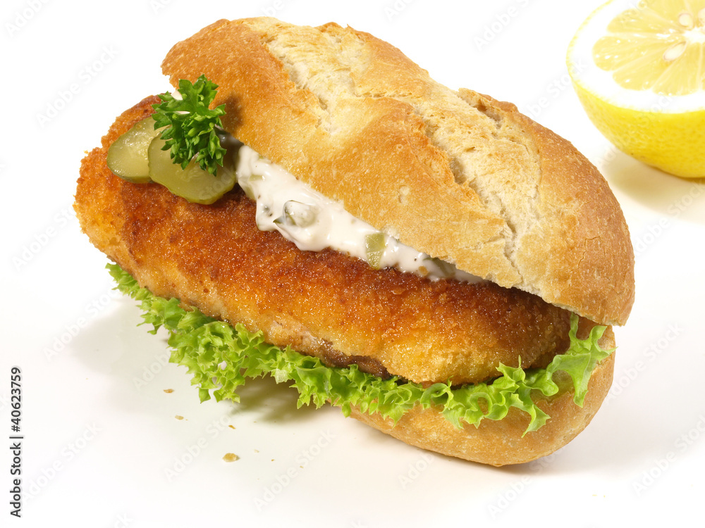 Backfisch im Brötchen Backfisch im Brötchen