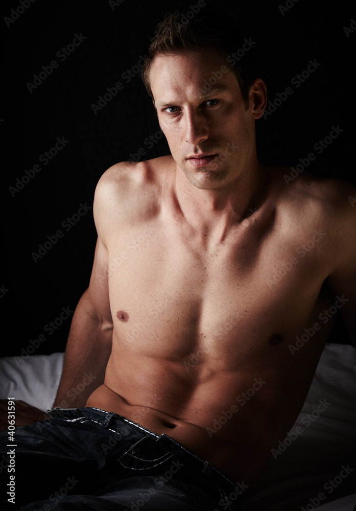 Fototapeta premium Fit young man