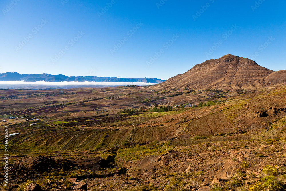 Obraz premium Desolate mountain landscape