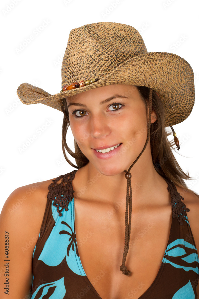 Jeune fille porte un chapeau et une robe Jeune fille porte un chapeau et une robe