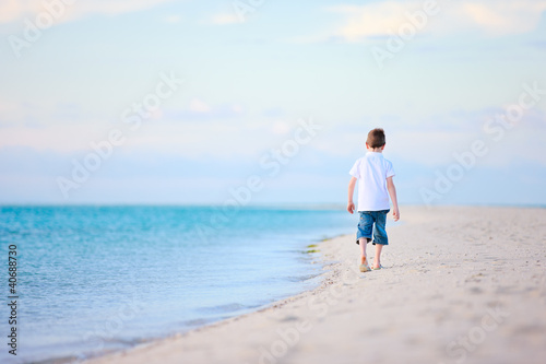 Little boy at beach © BlueOrange Studio