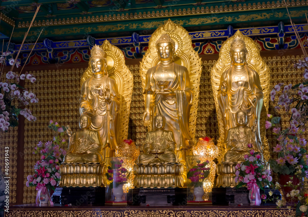 Fototapeta premium Golden Buddha, Chinese style