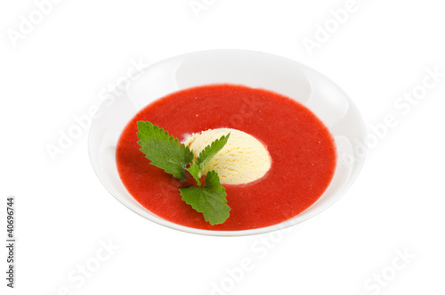 Strawberry soup