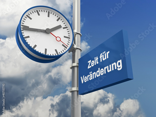 Zeit für Veränderung (Bahnhofsuhr) photo