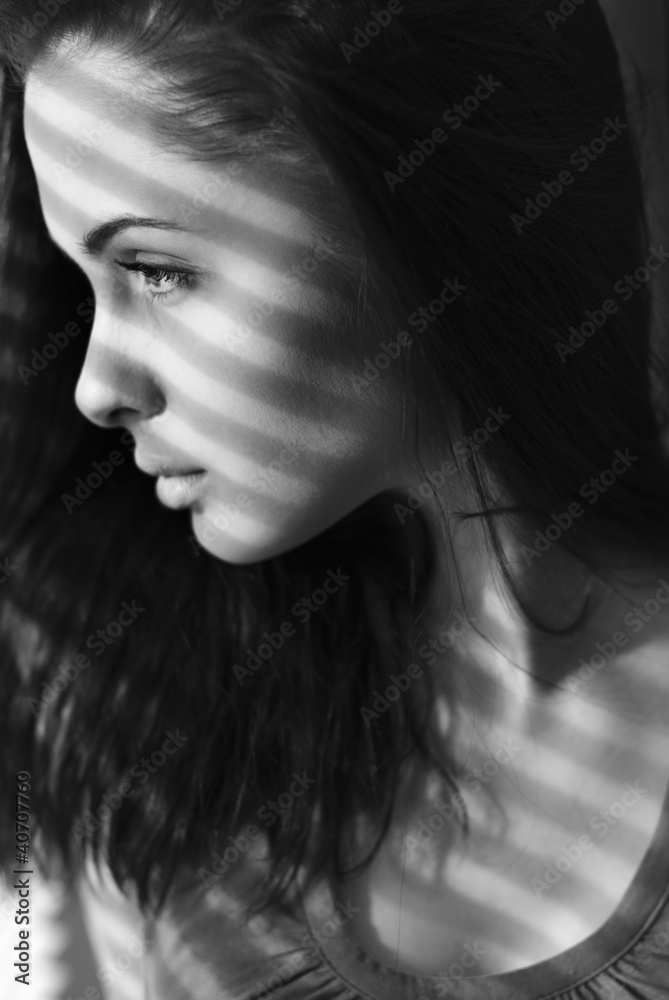 face beautiful brunette