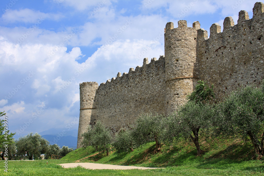 Moniga, il castello