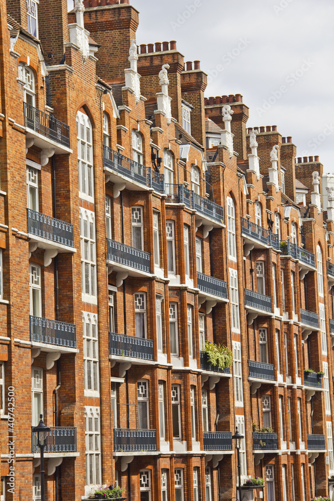 Fototapeta premium Typical buildings in London, UK