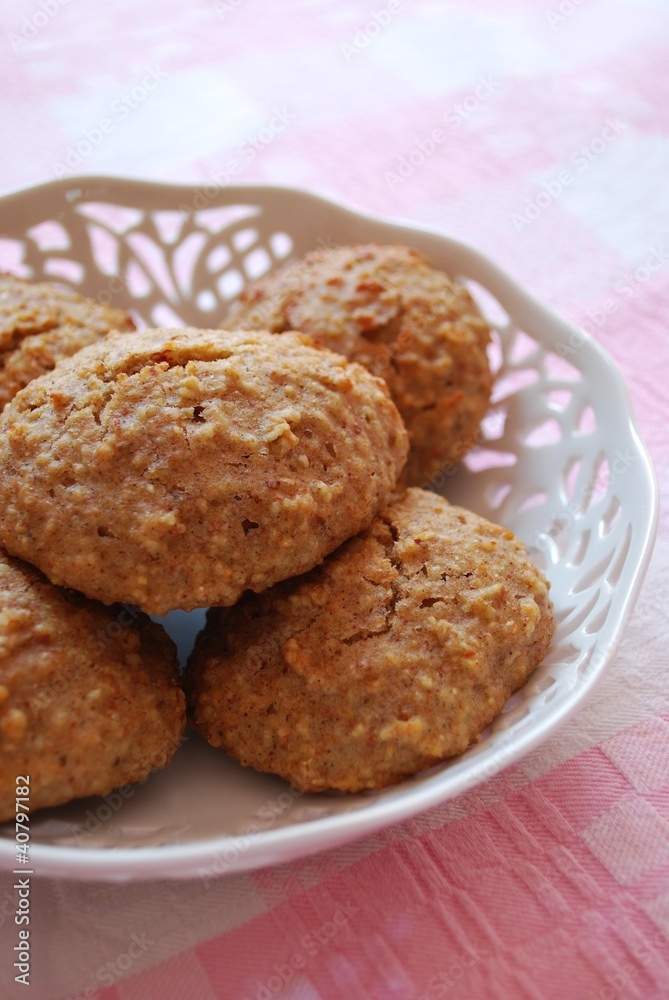 Homemade almonds cookies in white porcelain tray