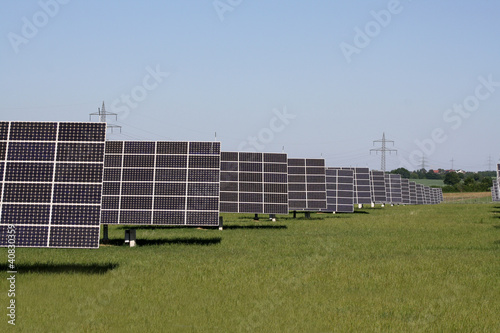 Solaranlagen auf der Wiese