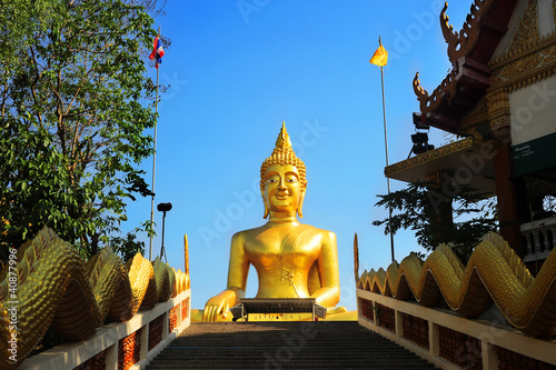 Buddha statue