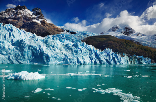 Spegazzini Glacier, Argentina photo