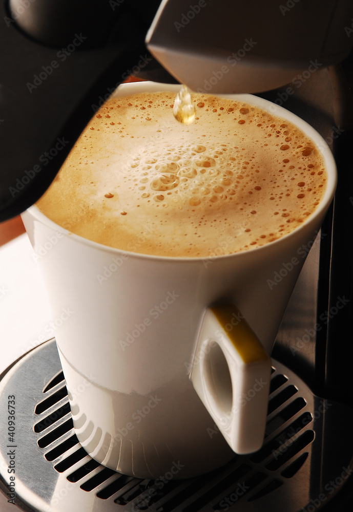 Kawa cappuccino z ekspresu