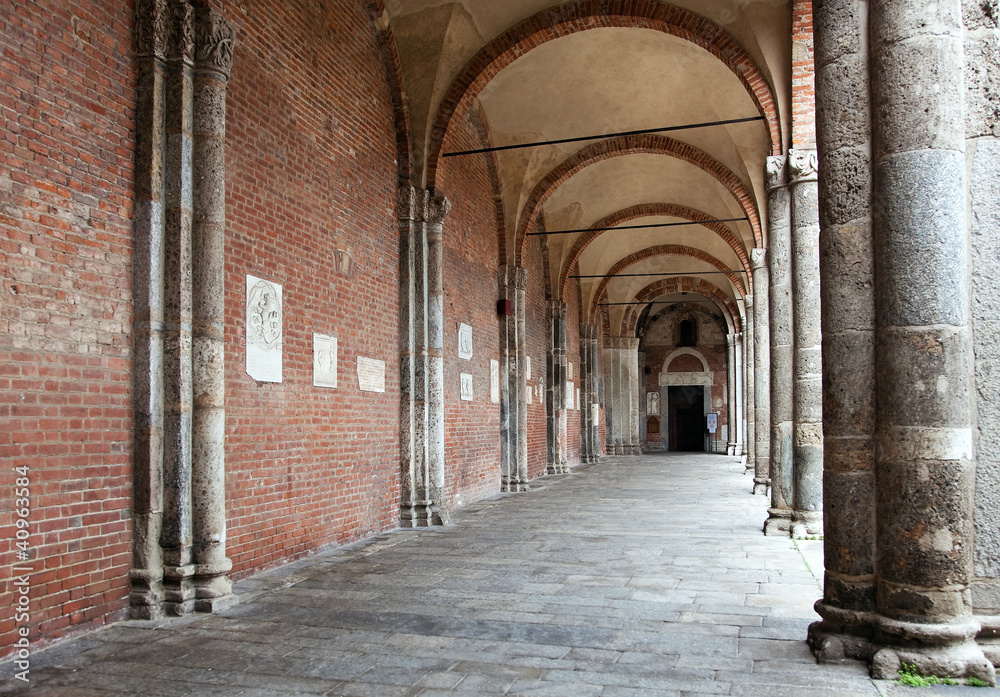 Obraz premium Basilica of Sant'Ambrogio (379-386), Milan, Italy.