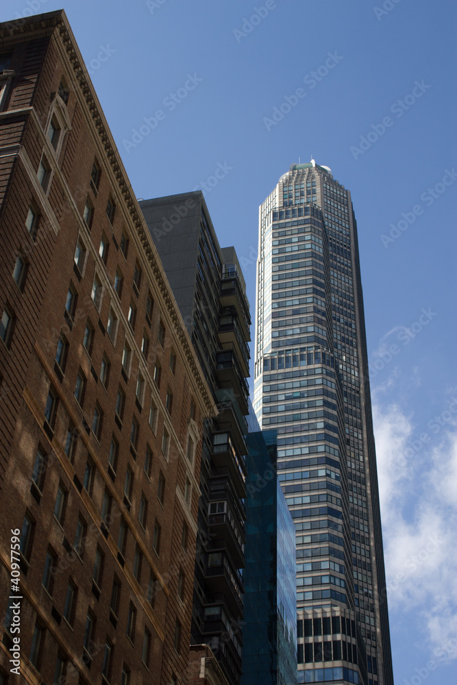 Fototapeta premium Upward view of New York City Skyscrapers