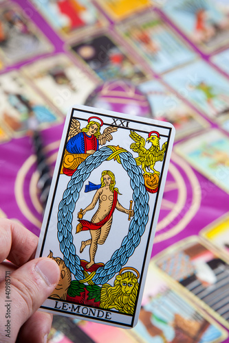 Le Monde (The World), Marseilles Tarot