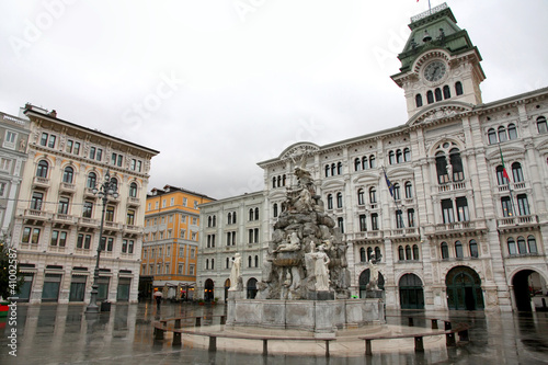 town square Piazza Unita in Trieste, Italia