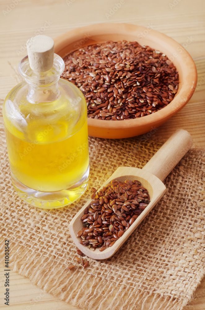 Linseed oil and flax seeds Linseed oil and flax seeds