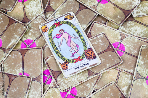 The World, Tarot card, Major Arcana (2)