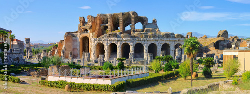 Canvastavla Capua Amphitheater - Capua amphitheatre 12