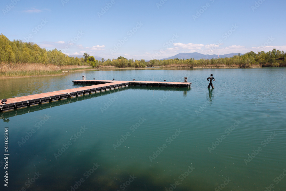 Fototapeta premium Camminando sull'acqua
