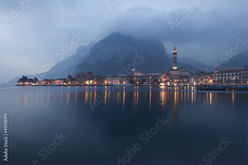 Obraz na plátně Beautiful view of Lecco in Como Lake Italy at dusk