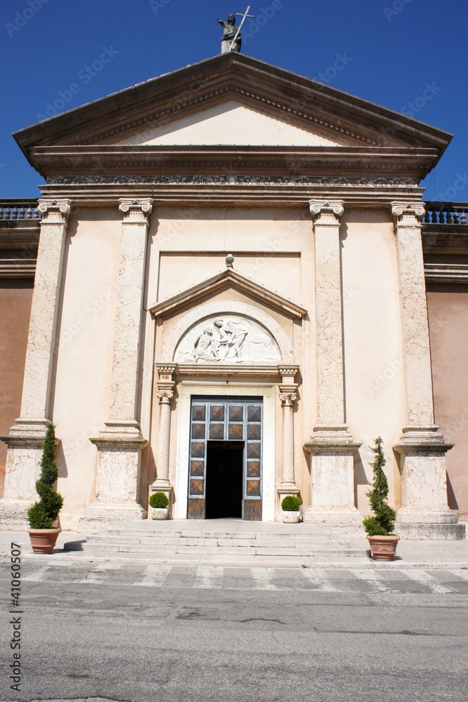 Obraz premium peschiera del garda - chiesa di san martino