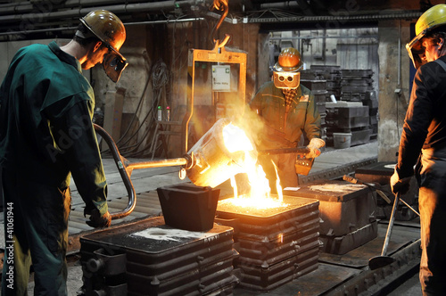 Tableau sur toile Industriearbeiter Giesserei // foundry industry employees