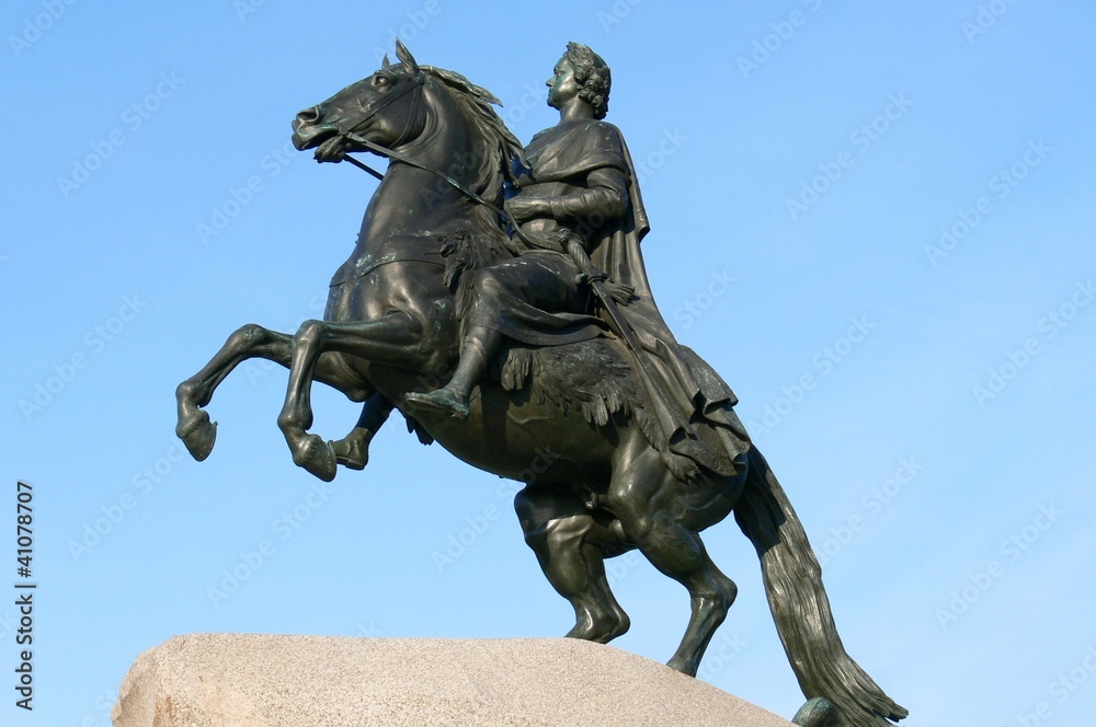 Equestrian statue of Tsar Peter The Great in Saint Petersburg(2)