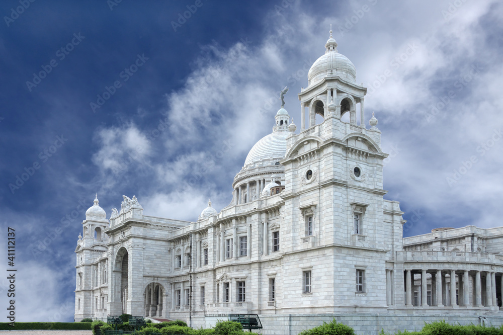 Southern facet of Victoria Memorial hall
