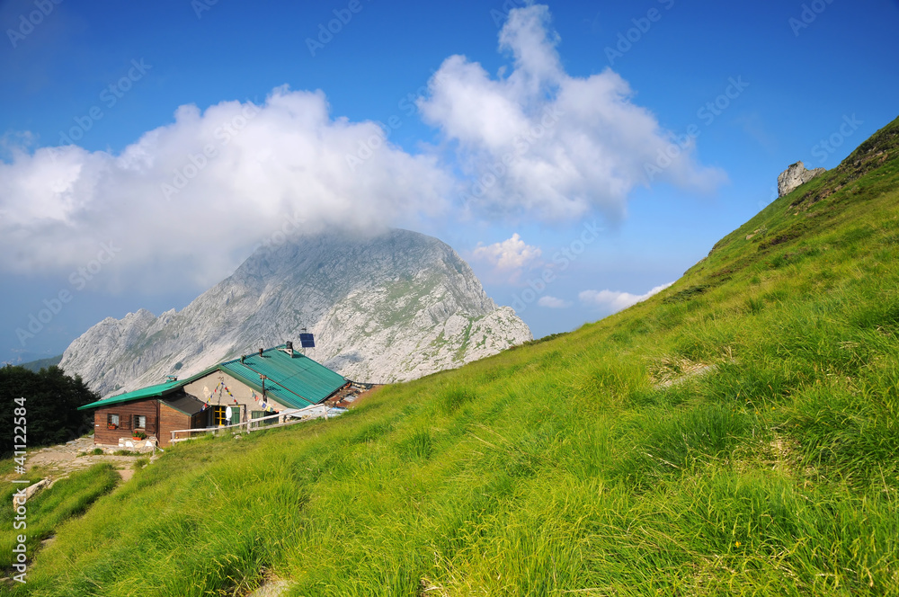 ALPI APUANE ALPI APUANE