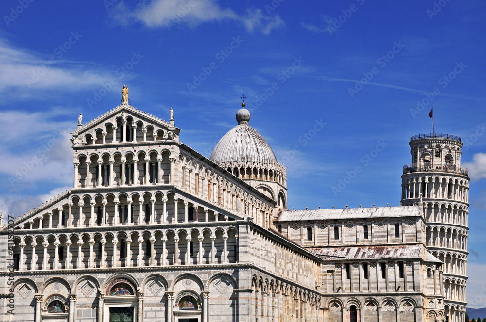 Pisa, piazza dei miracoli e torre
