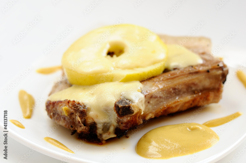 Beef steak with apple and cheese