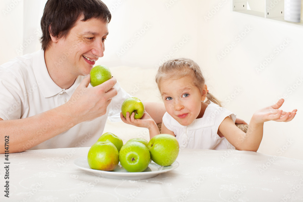 Fototapeta premium Family with apples