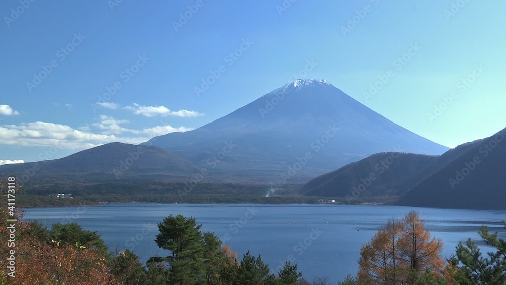 Autumn Landscape in Mt.Fuji and Motosu Lake,Yamanashi,Japan Autumn Landscape in Mt.Fuji and Motosu Lake,Yamanashi,Japan