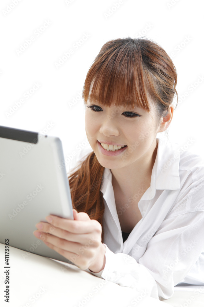 タブレットと女の子 タブレットと女の子