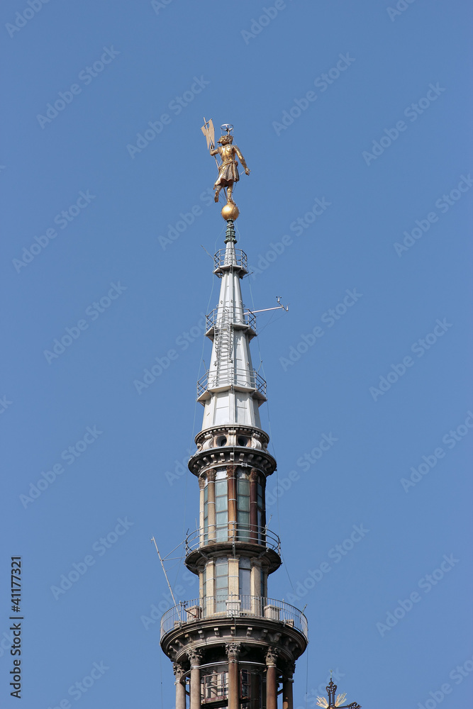 the Redeemer statue the Redeemer statue