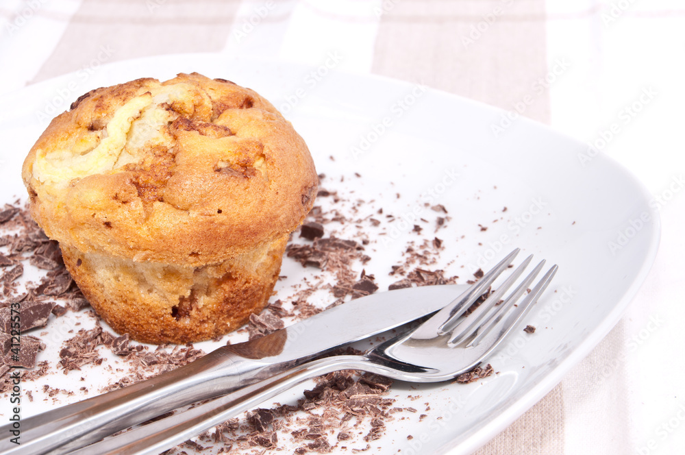 Bright muffins with chocolate pieces Bright muffins with chocolate pieces