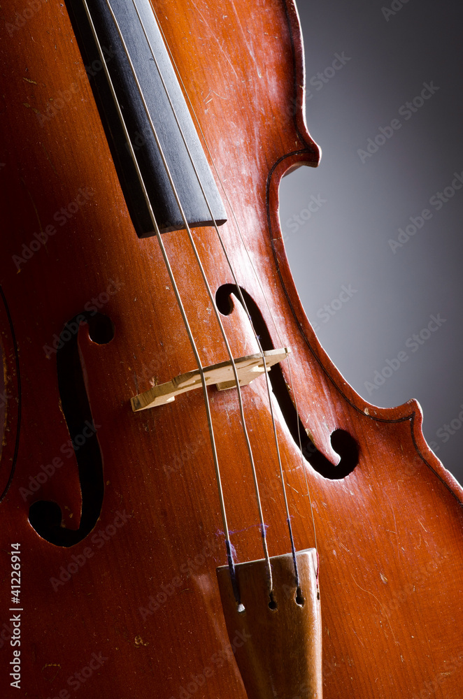 Music Cello in the dark room