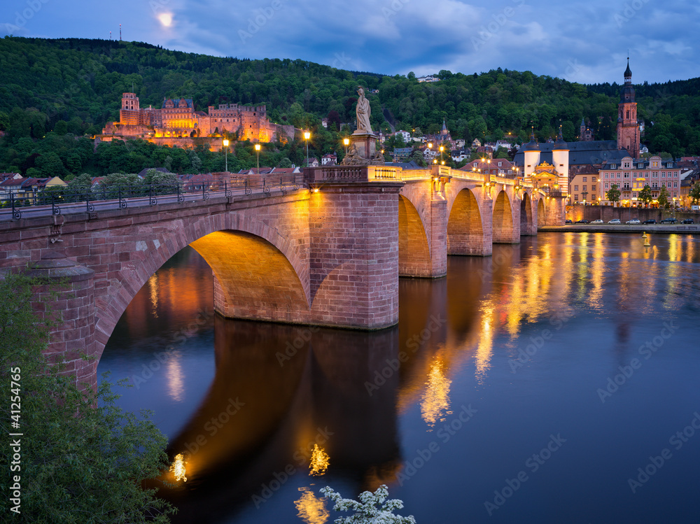 Obraz premium romantische Stadt