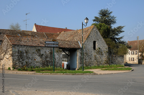 the village of Longuesse in Val d Oise photo